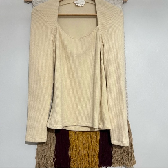 Anthropologie ribbed knit long sleeve top size medium - Picture 6 of 7